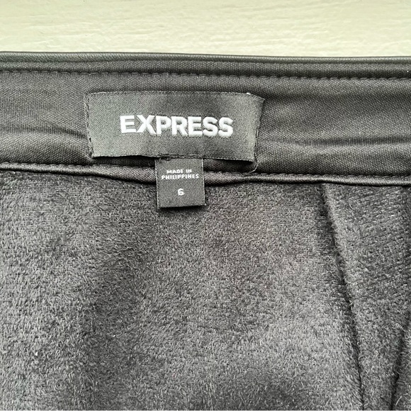 Express women’s faux leather black mini skirt- Size 6 - Picture 4 of 4